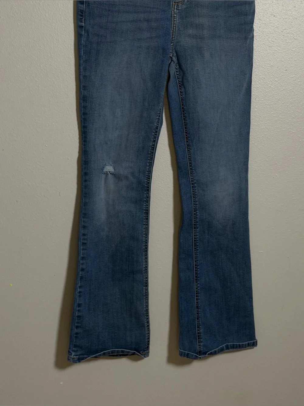 Thereabouts Kids Girl Denim Blue Distressed Mid-Rise Bootcut Jeans‎ size 14